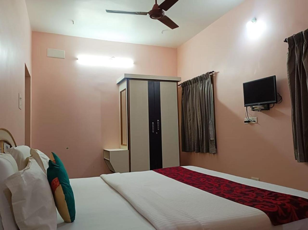 Royal Garden Yercaud Hotell Eksteriør bilde
